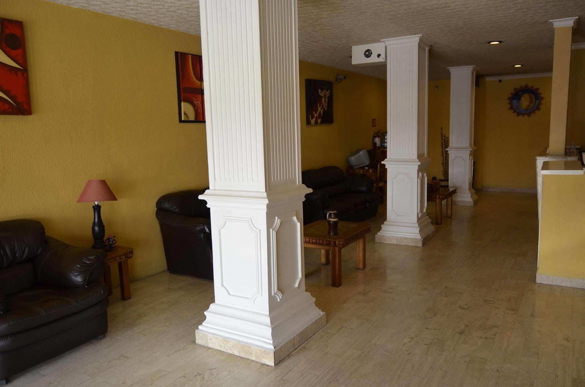 Hotel San Jeronimo Inn Toluca Exteriör bild